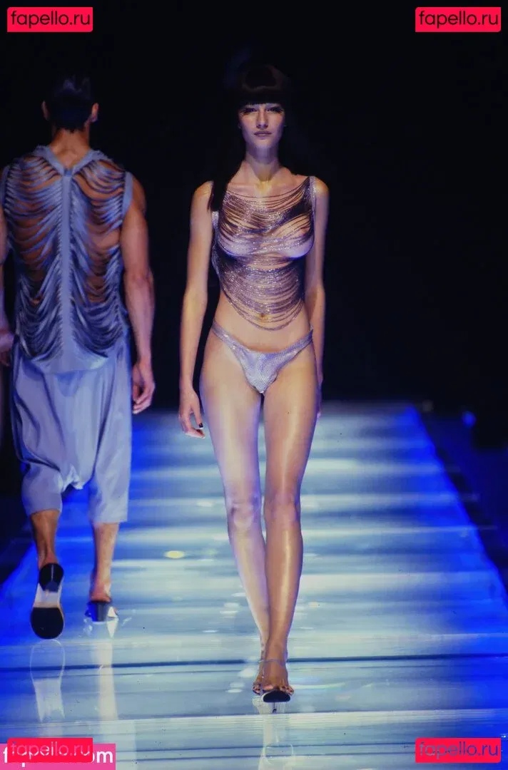 Gisele Bündchen Onlyfans Photo Gallery 