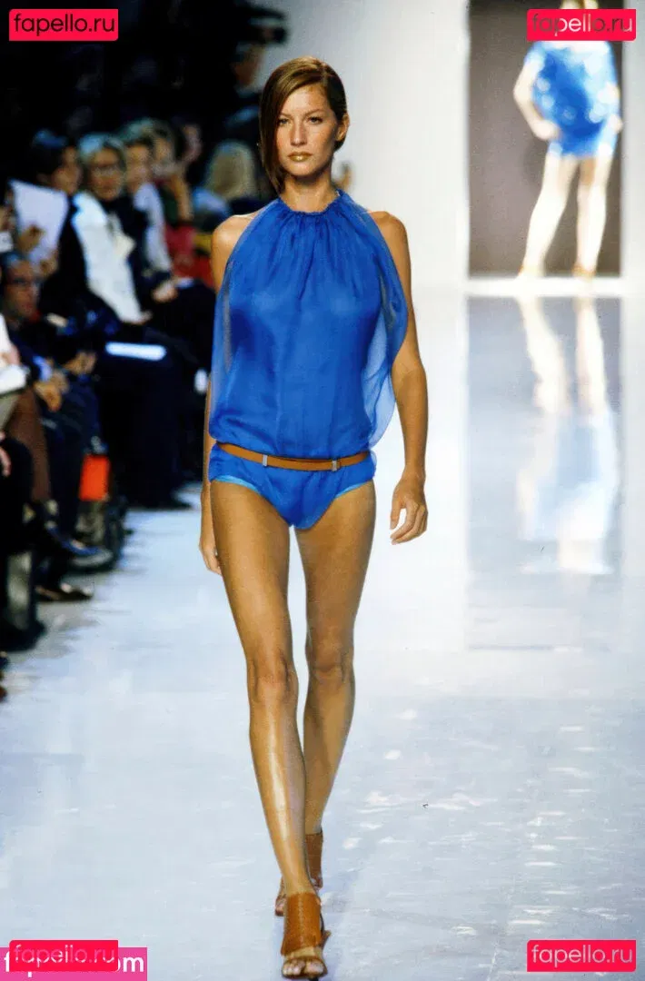 Gisele Bündchen Onlyfans Photo Gallery 