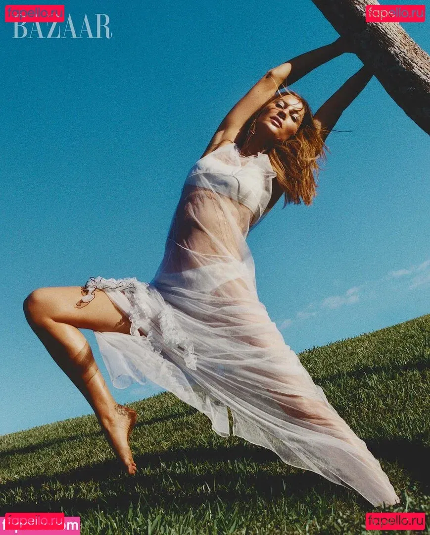 Gisele Bündchen Onlyfans Photo Gallery 