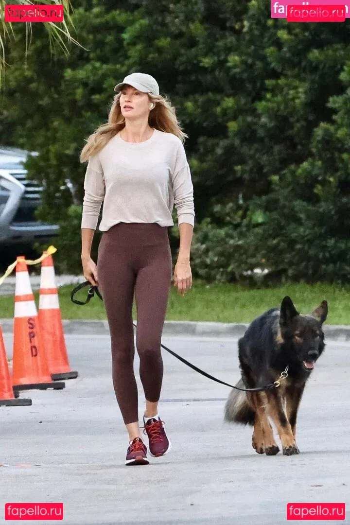 Gisele Bündchen Onlyfans Photo Gallery 