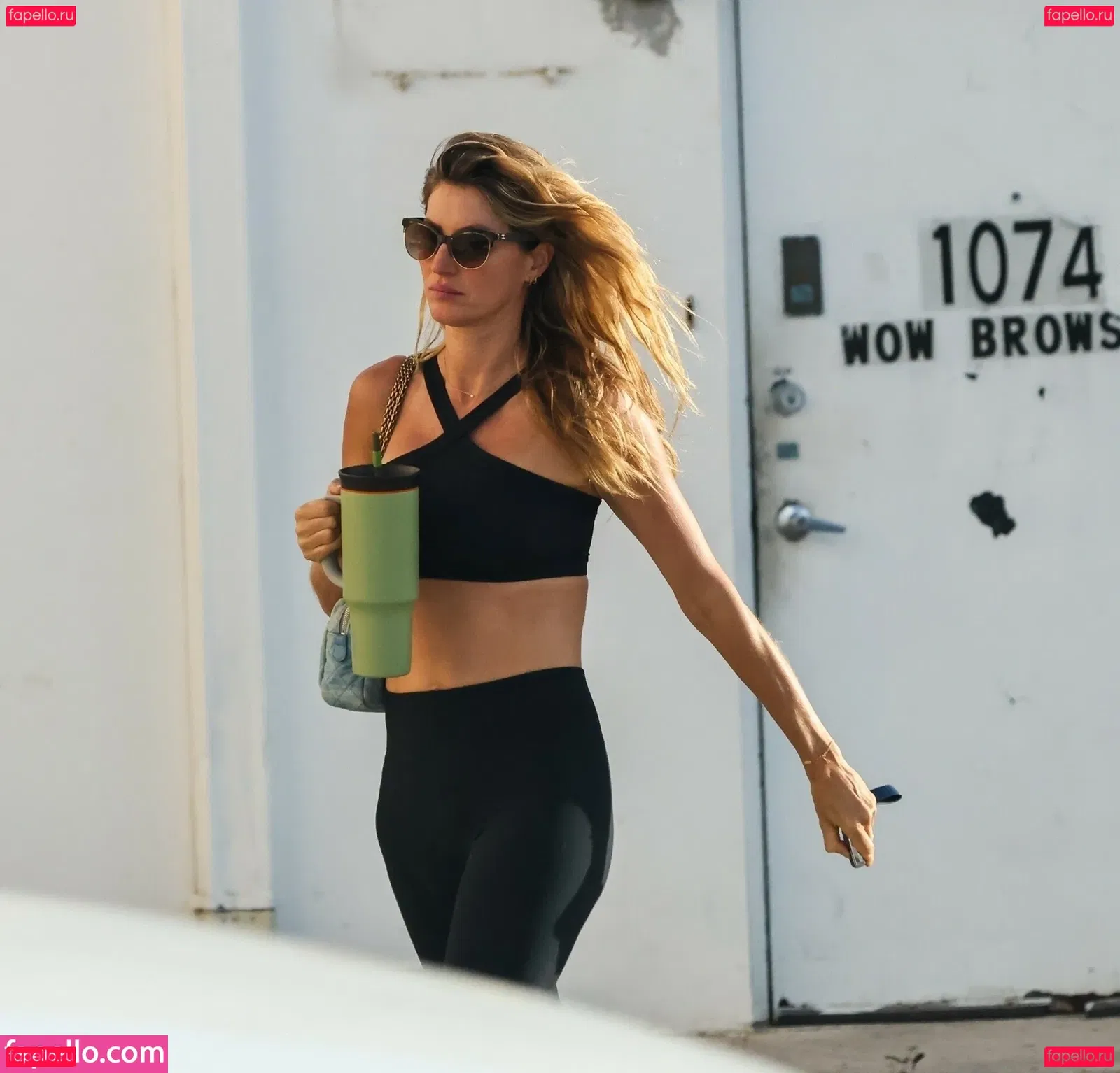 Gisele Bündchen Onlyfans Photo Gallery 