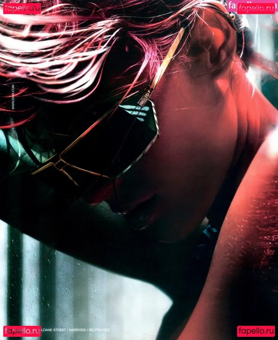 Gisele Bündchen Onlyfans Photo Gallery 