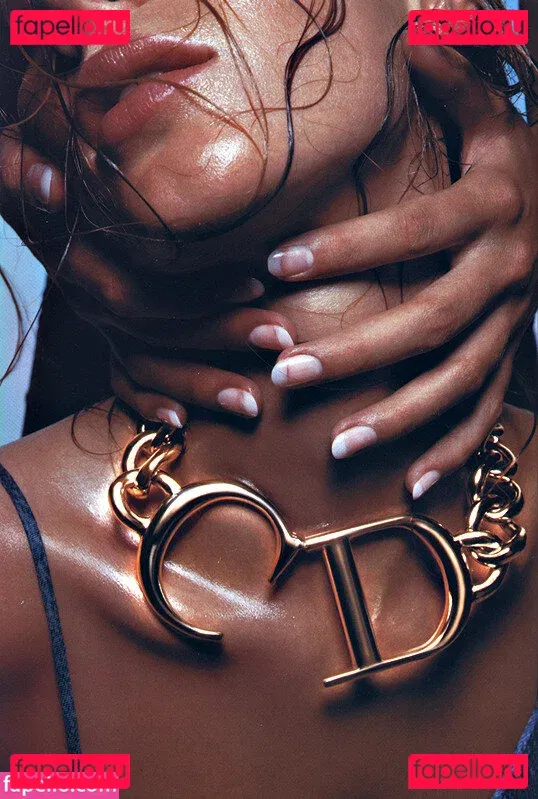 Gisele Bündchen Onlyfans Photo Gallery 