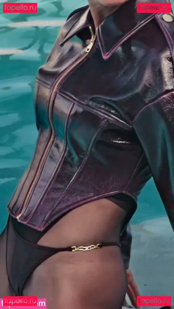 Gisele Bündchen Onlyfans Photo Gallery 