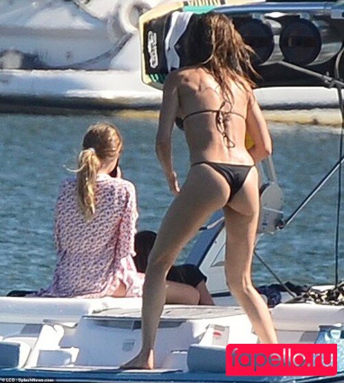 Gisele Bündchen Onlyfans Photo Gallery 