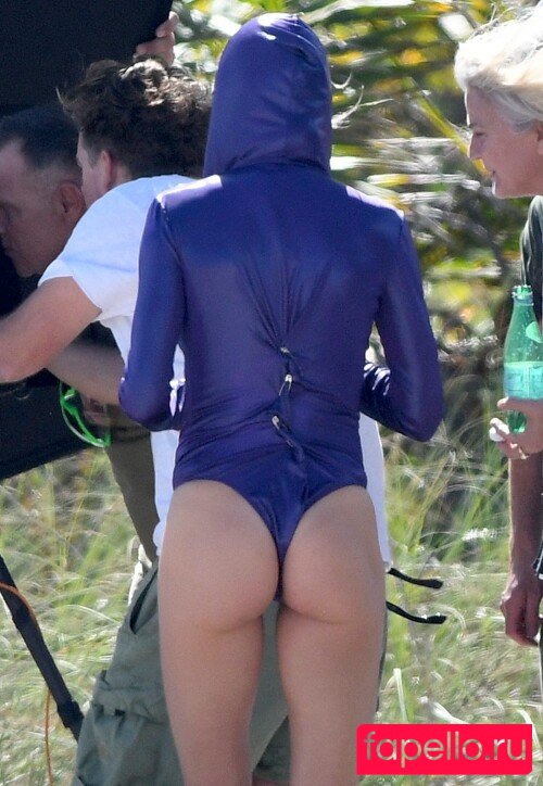 Gisele Bündchen Onlyfans Photo Gallery 