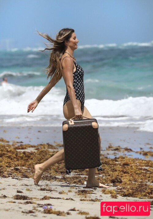 Gisele Bündchen Onlyfans Photo Gallery 