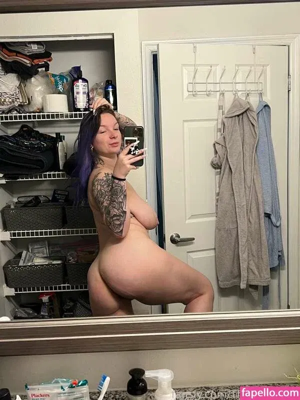 Donna Loli Onlyfans Photo Gallery 