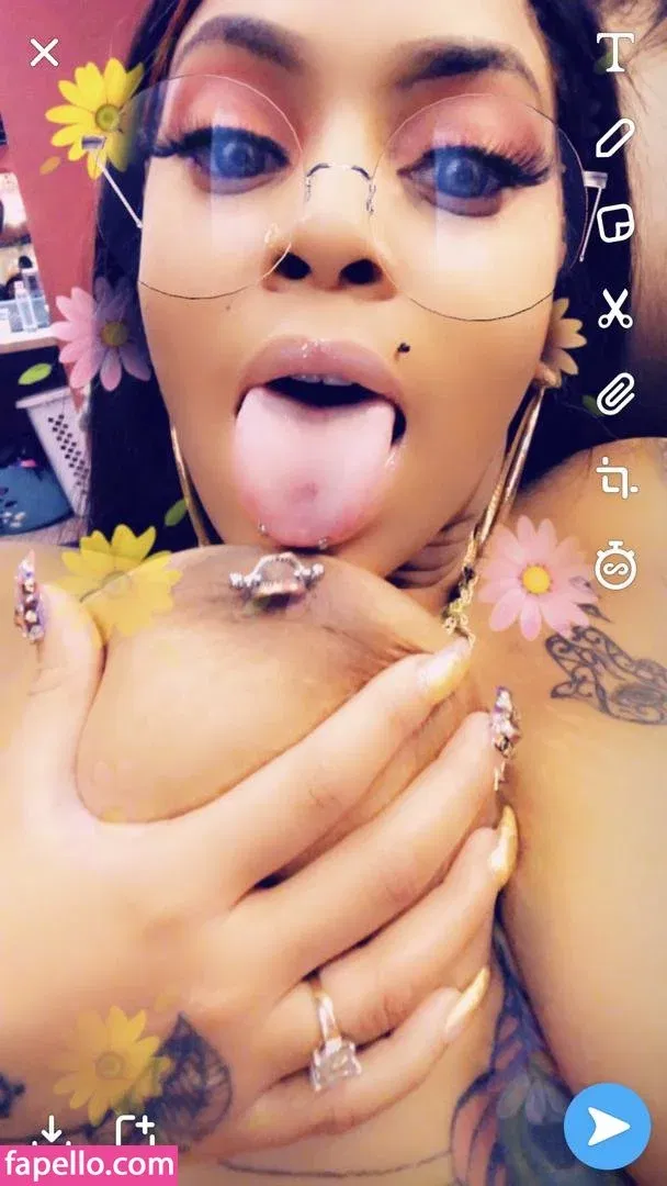 PrettyKezzy202 Onlyfans Photo Gallery 