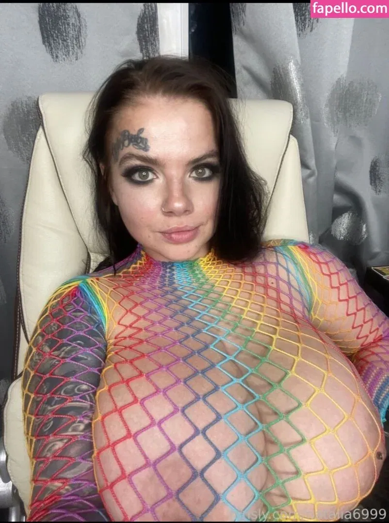 Natalia 18 Onlyfans Photo Gallery 