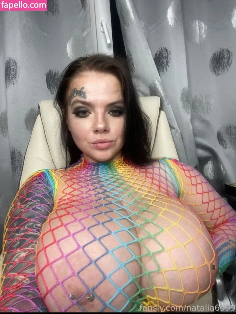 Natalia 18 Onlyfans Photo Gallery 
