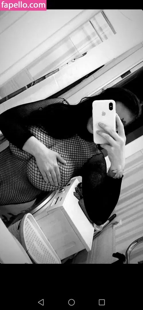 Natalia 18 Onlyfans Photo Gallery 