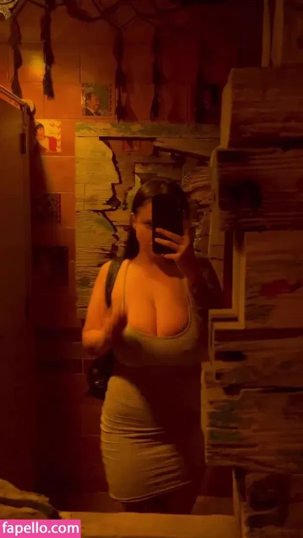 Natalia 18 Onlyfans Photo Gallery 