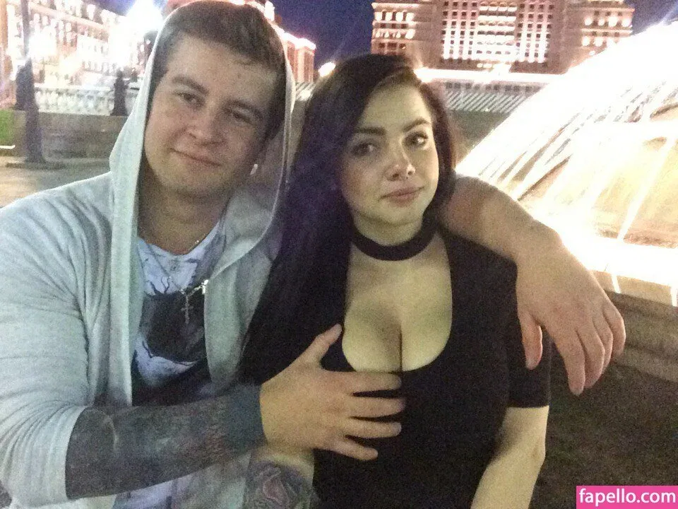 Natalia 18 Onlyfans Photo Gallery 