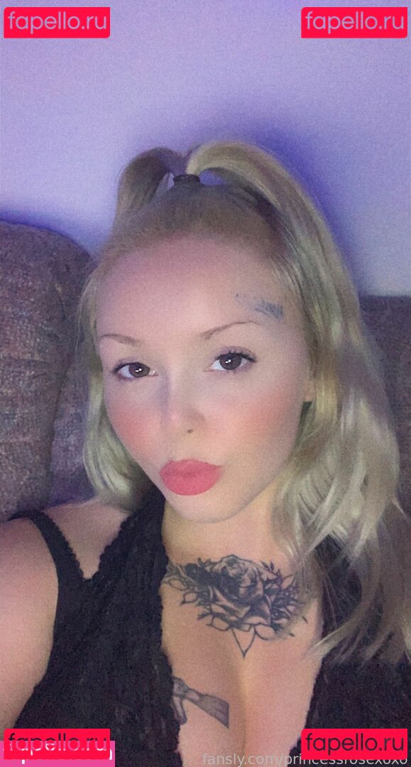 princessrosexoxo Onlyfans Photo Gallery 