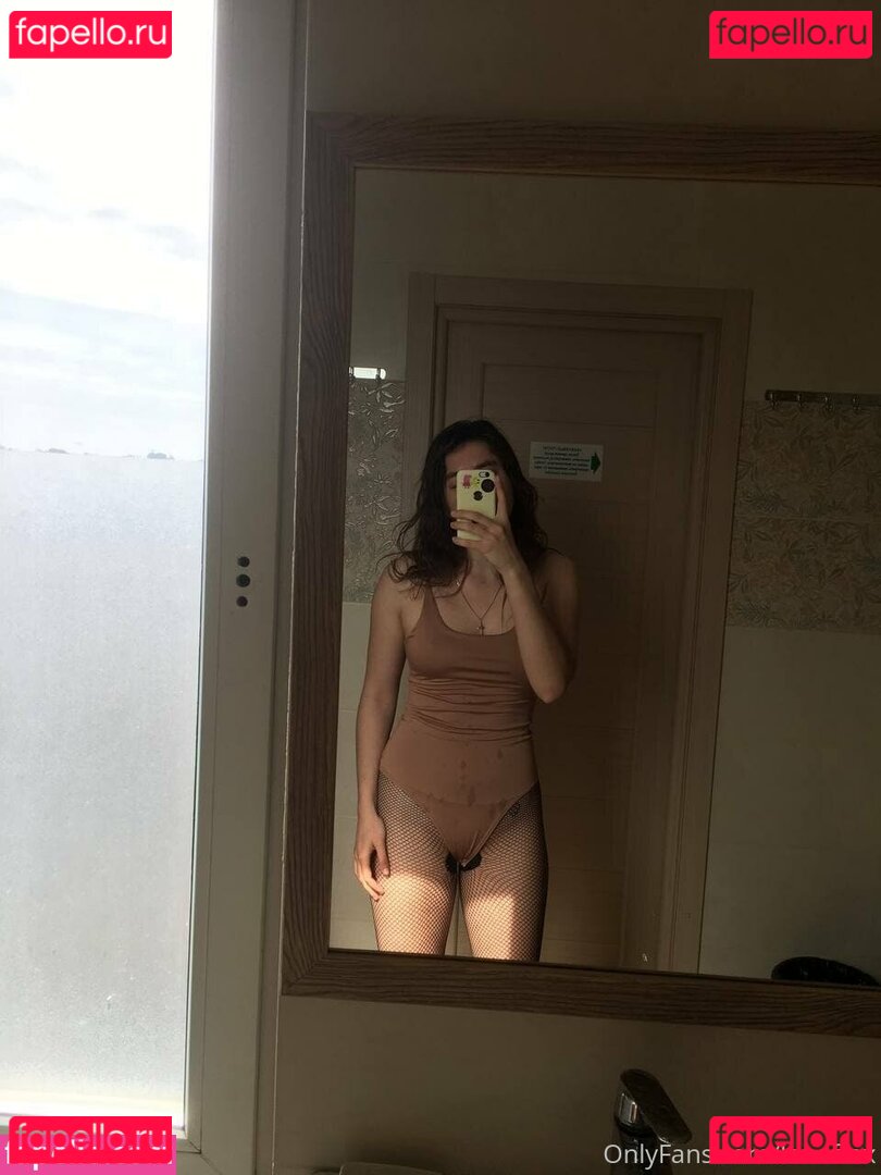 blueberryph / lanaffox Onlyfans Photo Gallery 