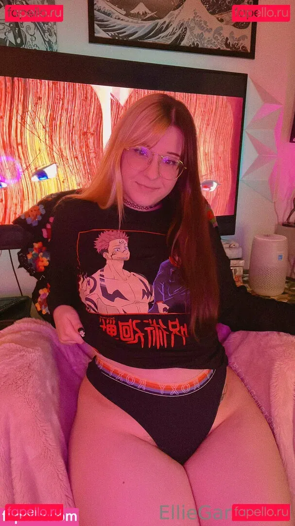 EllieGamerGal Onlyfans Photo Gallery 