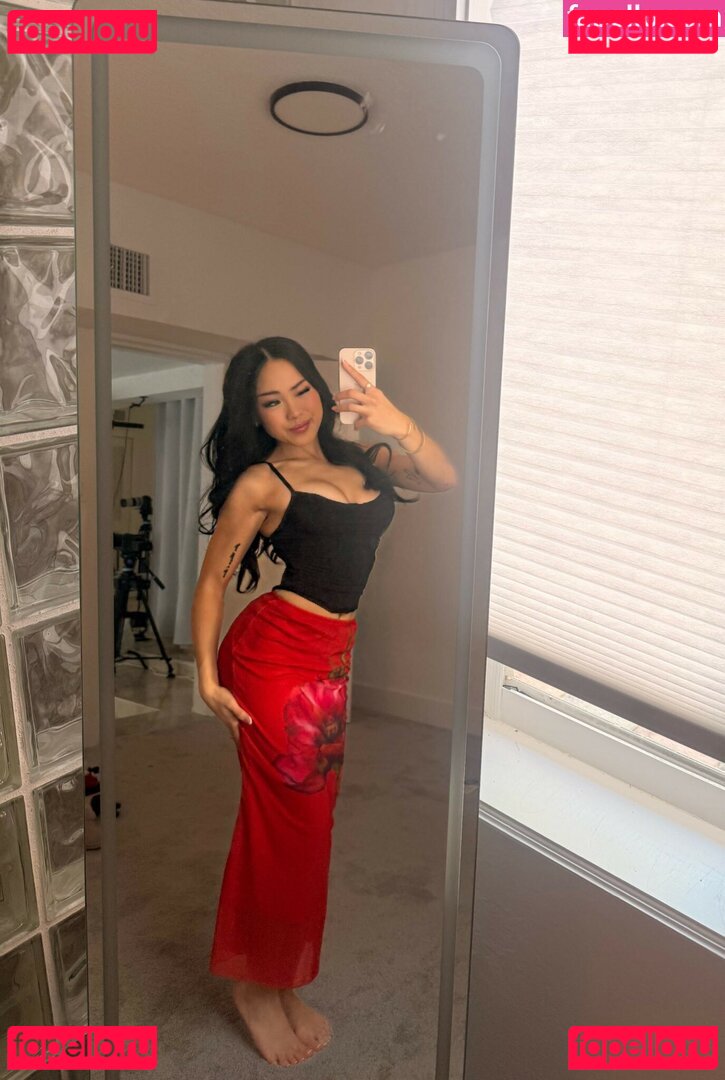 Vivienne Vo / Viviennev0 / realviviennevo / viviennevo Onlyfans Photo Gallery 