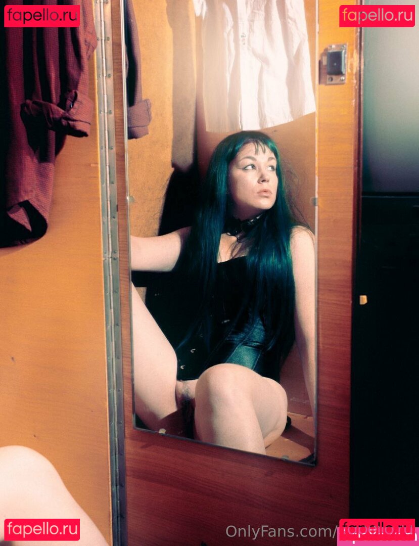 april8onill Onlyfans Photo Gallery 