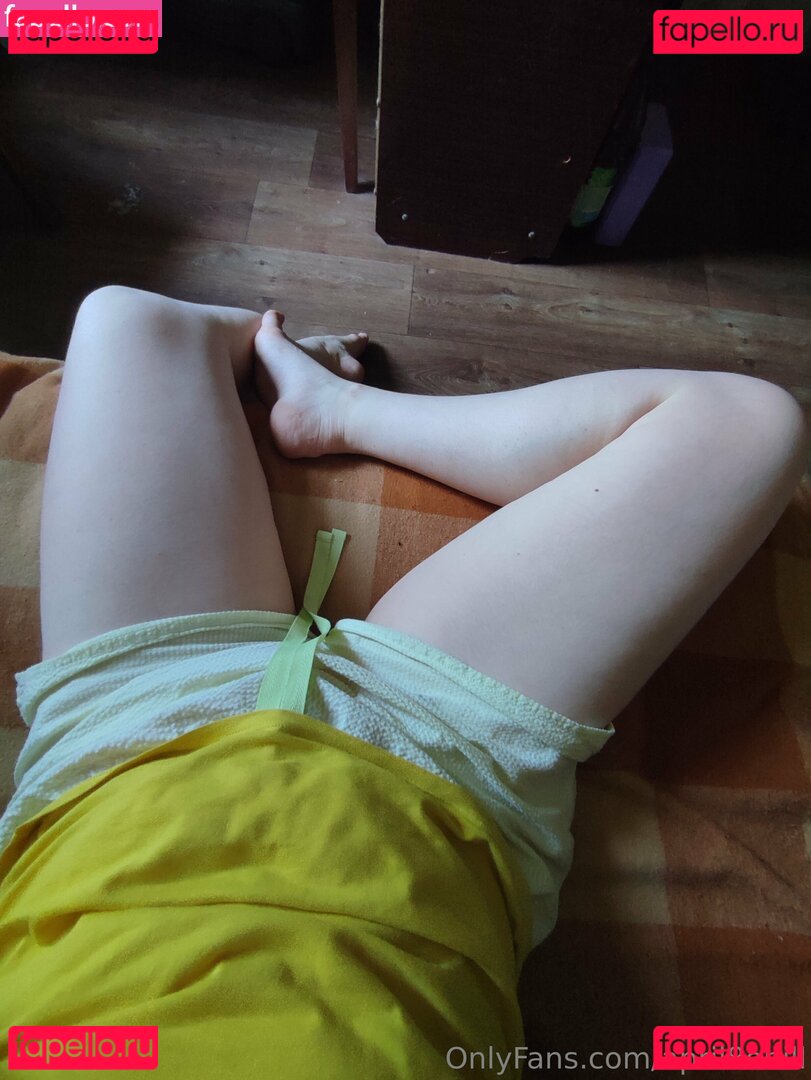 april8onill Onlyfans Photo Gallery 