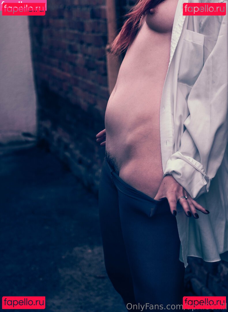 april8onill Onlyfans Photo Gallery 