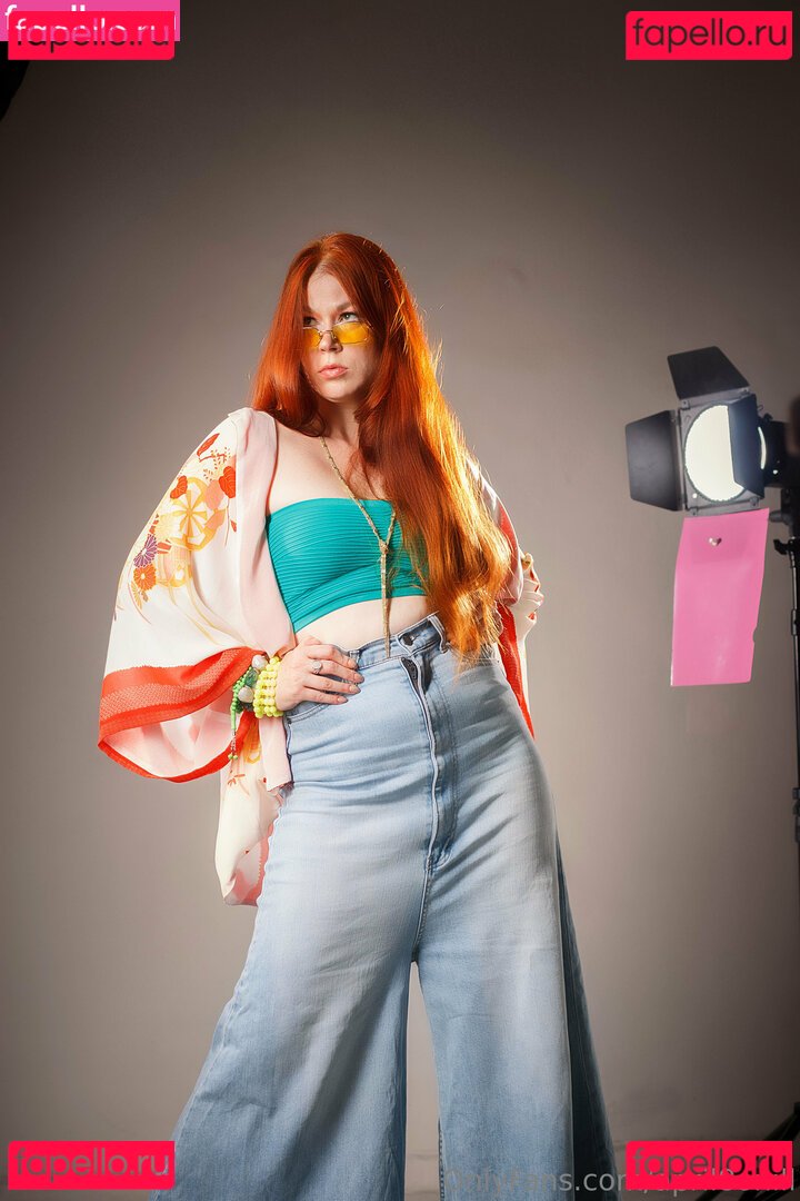 april8onill Onlyfans Photo Gallery 