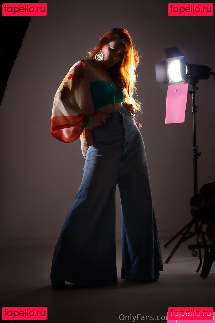 april8onill Onlyfans Photo Gallery 