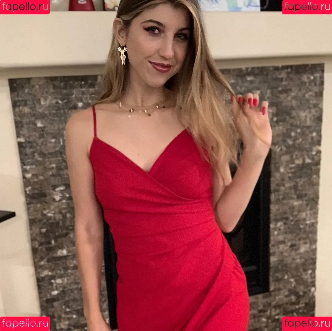 FrivolousFox ASMR Onlyfans Photo Gallery 