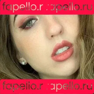FrivolousFox ASMR Onlyfans Photo Gallery 