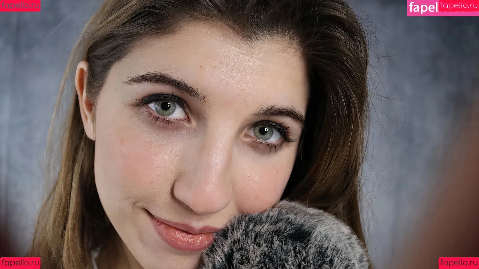 FrivolousFox ASMR Onlyfans Photo Gallery 