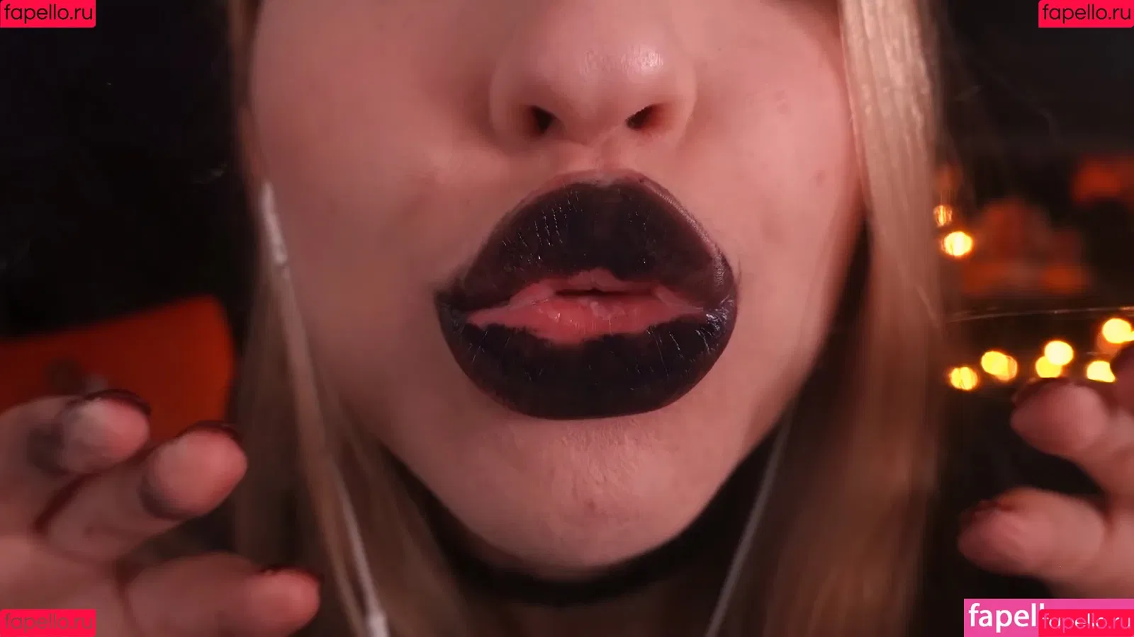 FrivolousFox ASMR Onlyfans Photo Gallery 