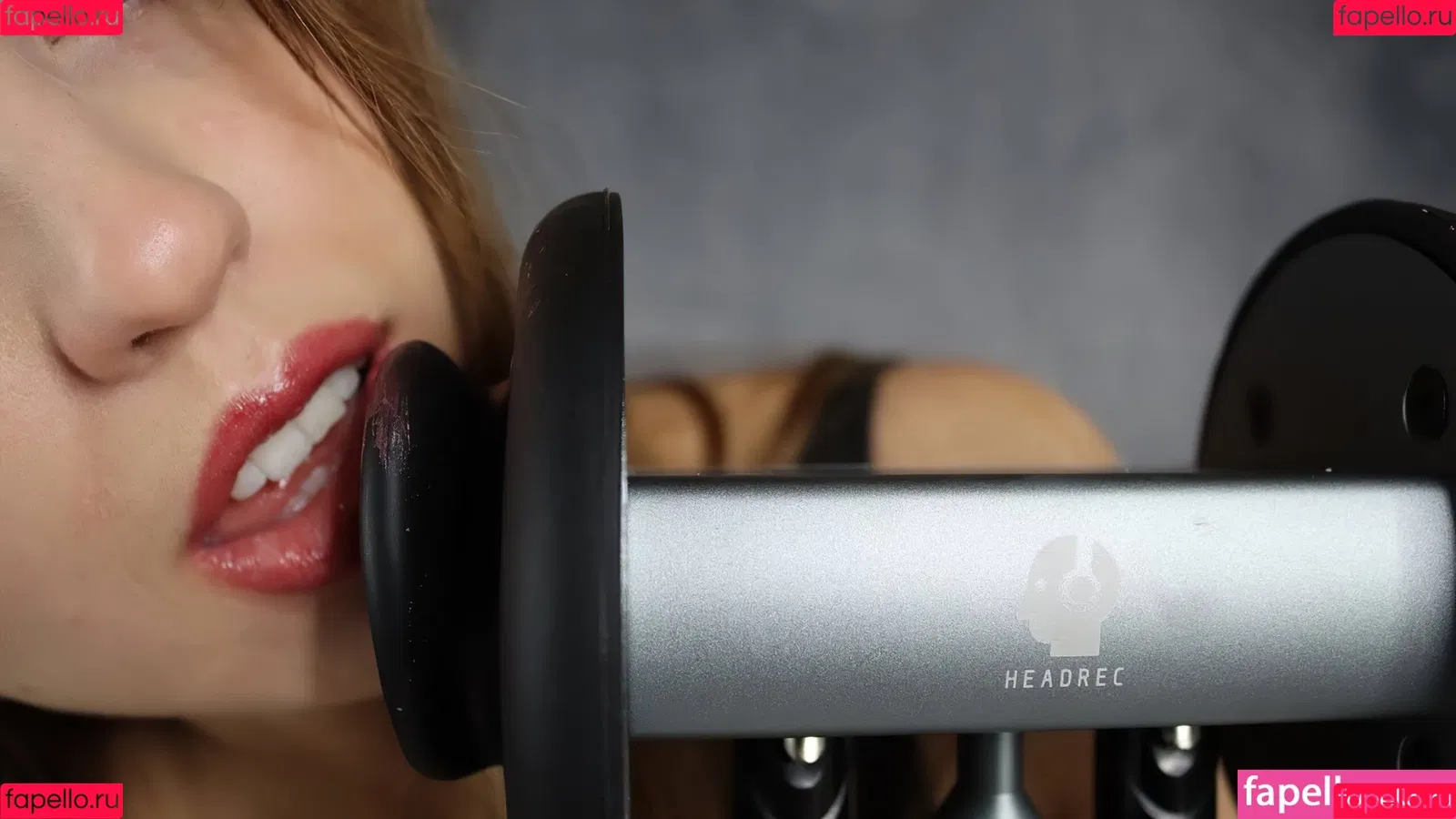 FrivolousFox ASMR Onlyfans Photo Gallery 