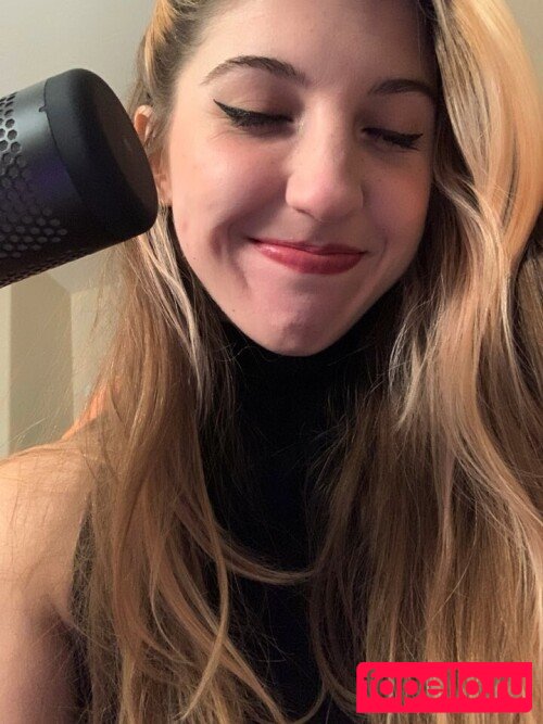 FrivolousFox ASMR Onlyfans Photo Gallery 