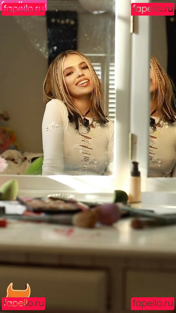 Salem Ilese / salemilese / sammylewdski Onlyfans Photo Gallery 