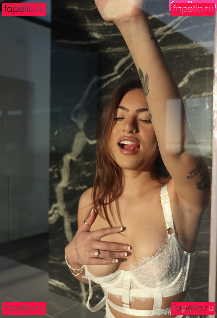 mynameis_sky / skyelia Onlyfans Photo Gallery 