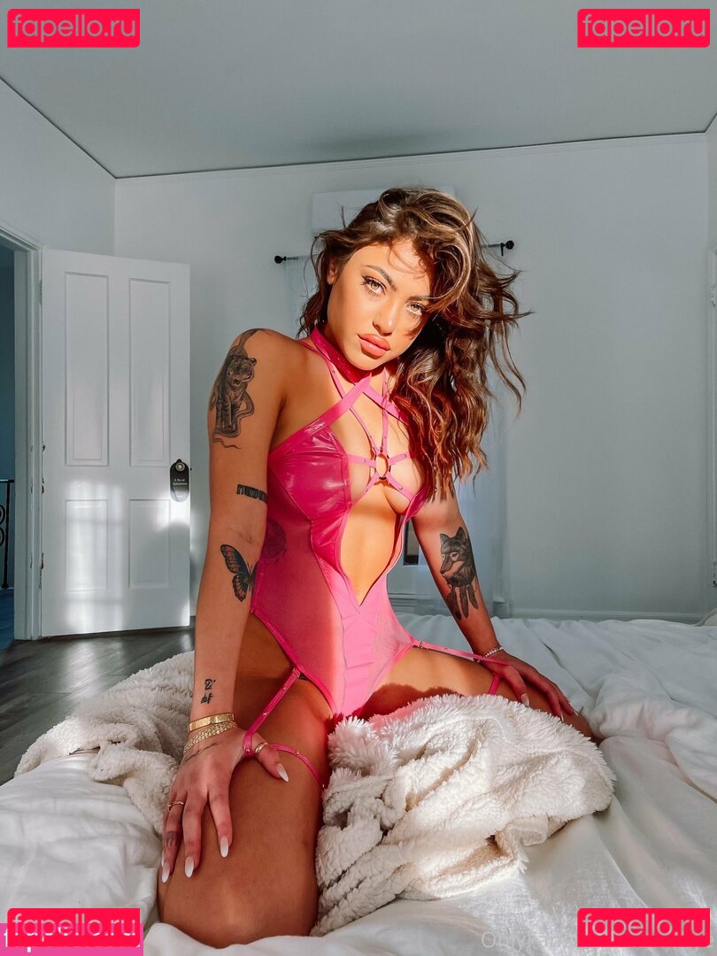 mynameis_sky / skyelia Onlyfans Photo Gallery 