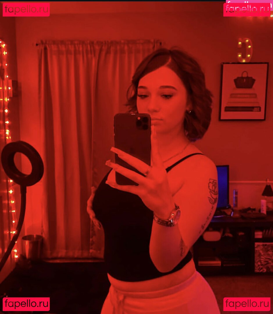 Caiden / Caiiden / Caiidenn / caicaii Onlyfans Photo Gallery 