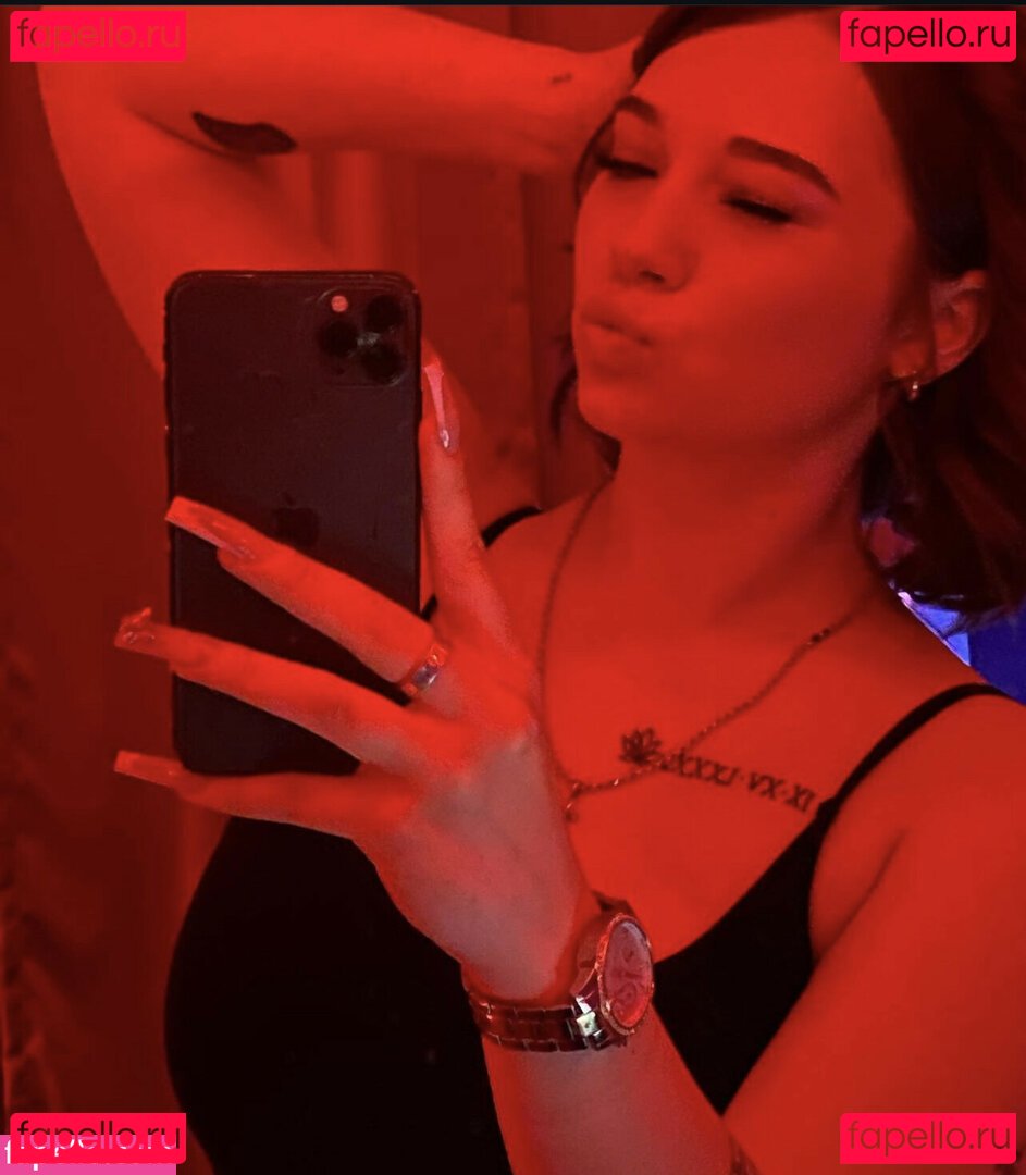 Caiden / Caiiden / Caiidenn / caicaii Onlyfans Photo Gallery 