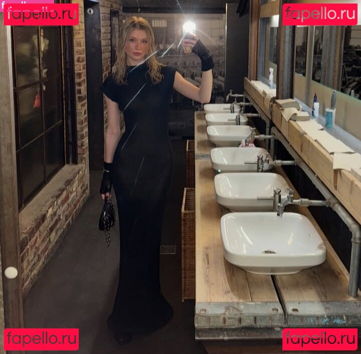 Merleperle / merlewlr Onlyfans Photo Gallery 