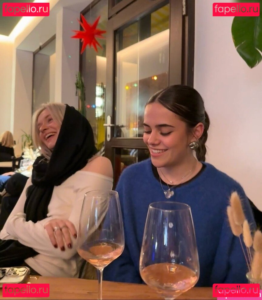 Merleperle / merlewlr Onlyfans Photo Gallery 