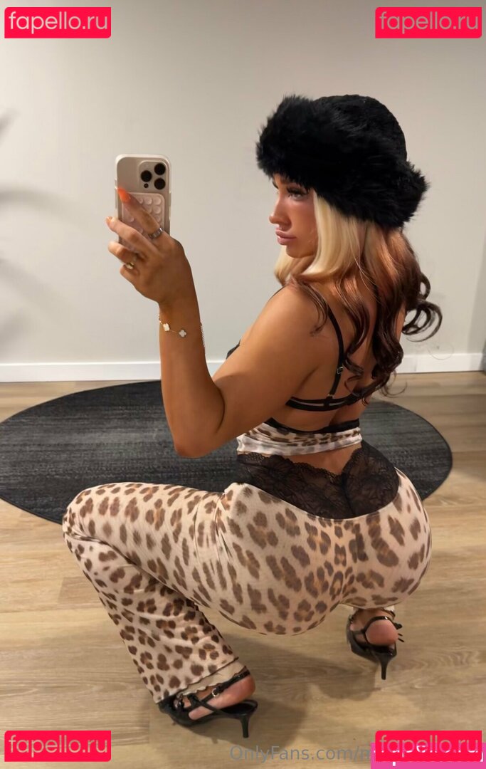 mckennahrae Onlyfans Photo Gallery 