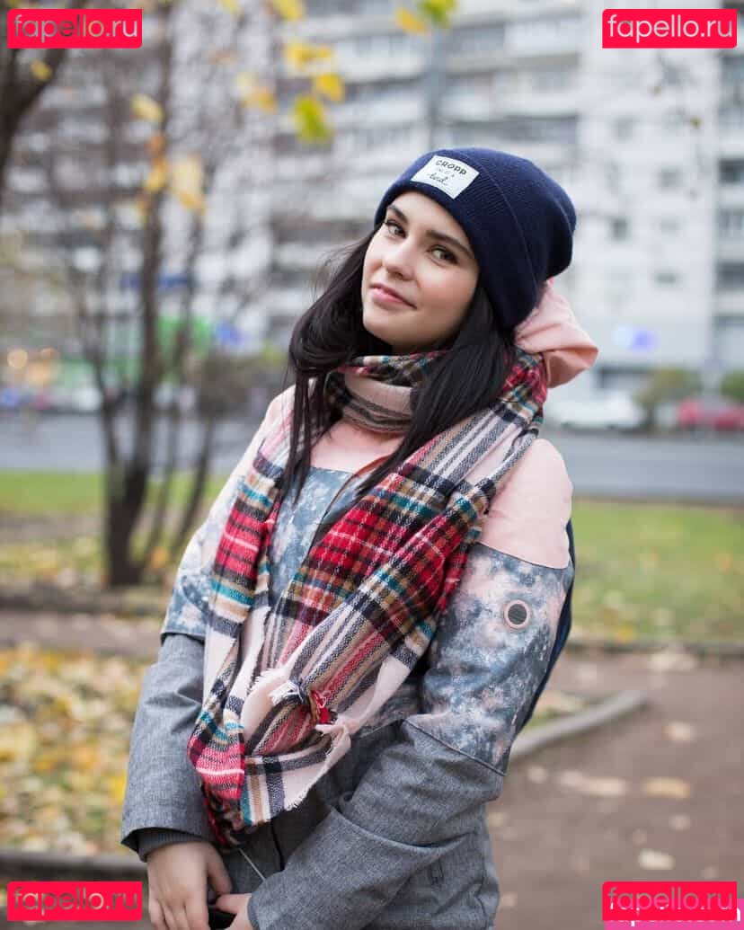 Eliza Cabani / cutie_cabani / cutiecabani Onlyfans Photo Gallery 