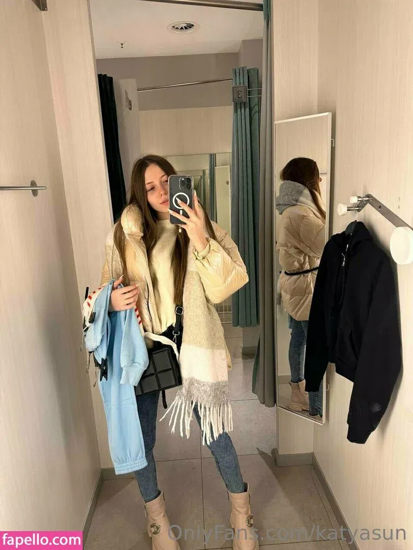 katyasun Onlyfans Photo Gallery 