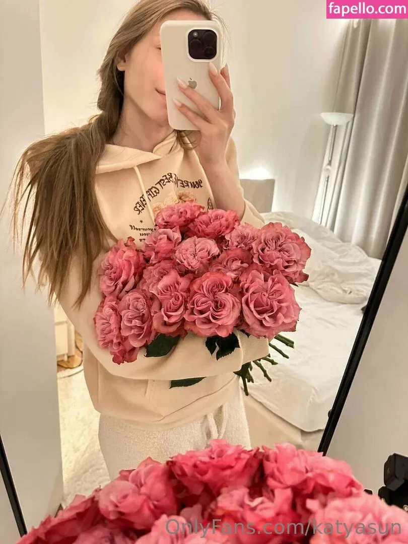 katyasun Onlyfans Photo Gallery 