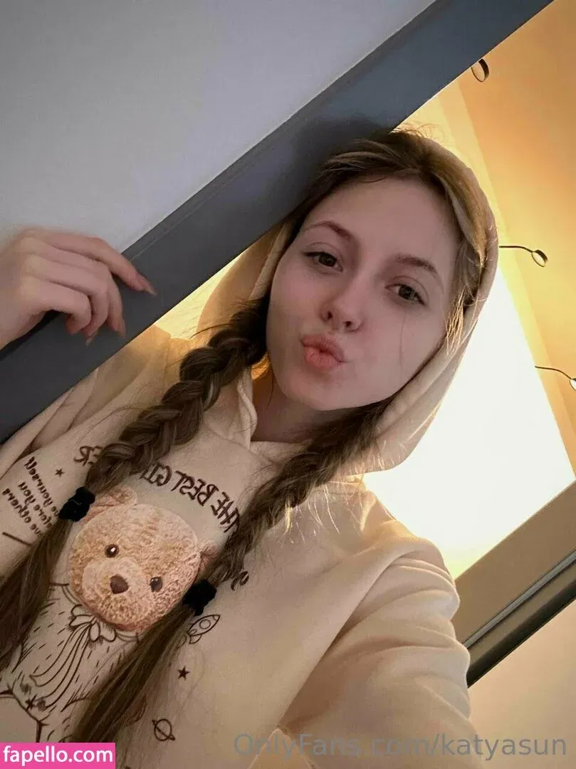 katyasun Onlyfans Photo Gallery 