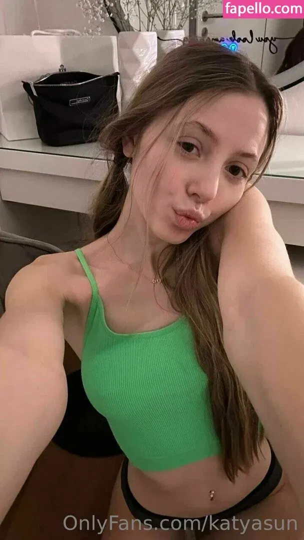 katyasun Onlyfans Photo Gallery 