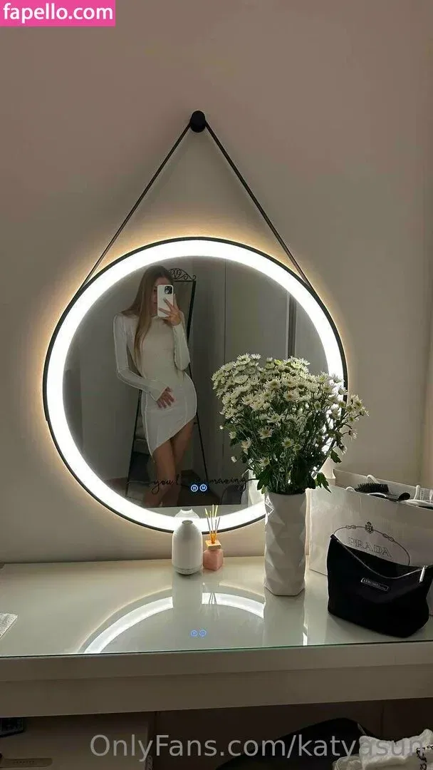 katyasun Onlyfans Photo Gallery 