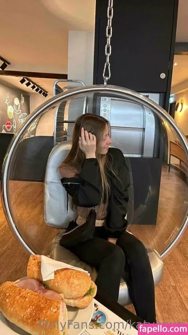 katyasun Onlyfans Photo Gallery 