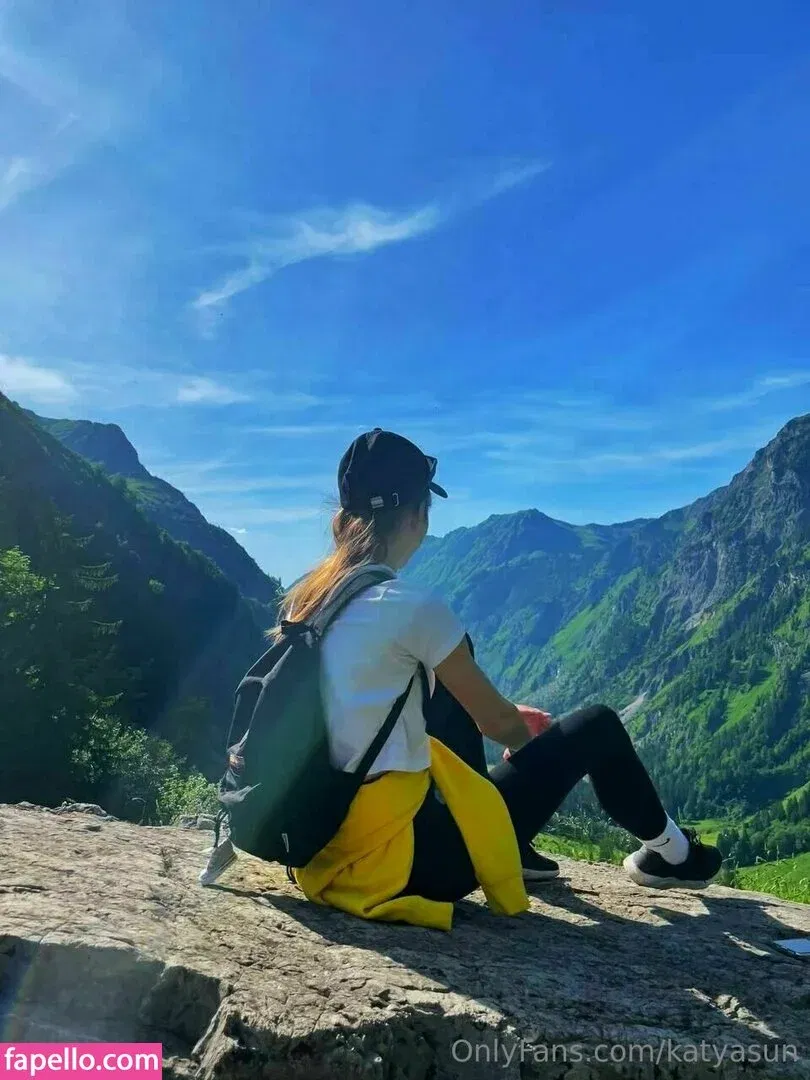 katyasun Onlyfans Photo Gallery 