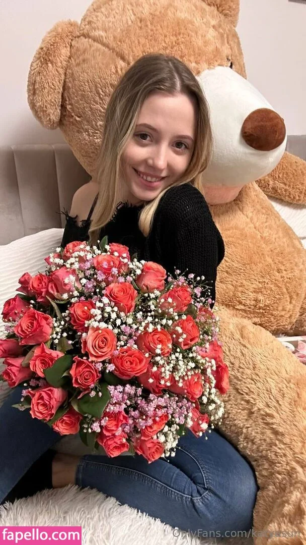 katyasun Onlyfans Photo Gallery 